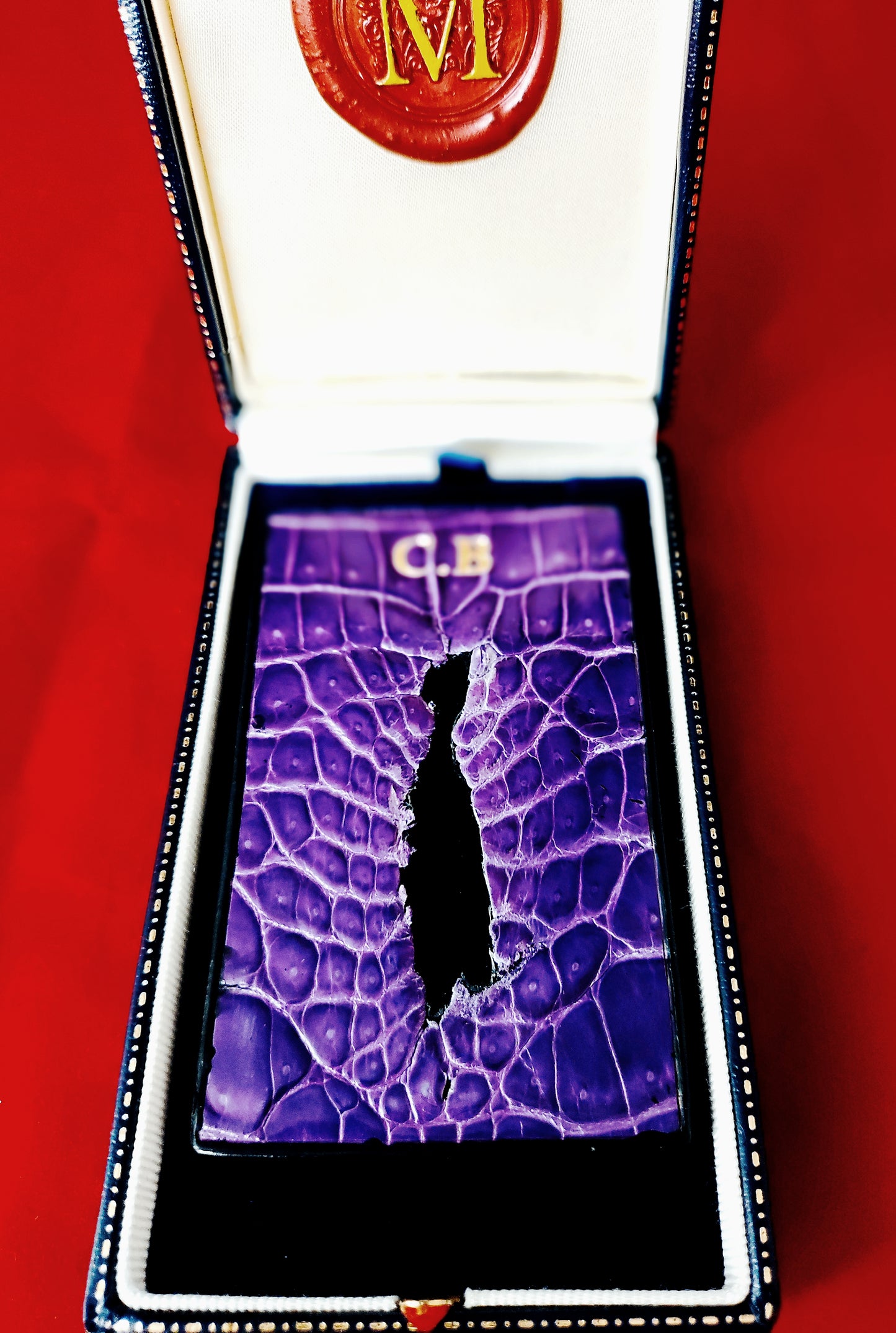 Violet Royal – BLACK LIMITED COLLECTION